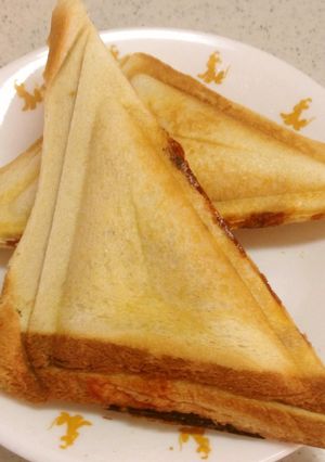簡単ソーセージを使ったホットサンド-レシピのメイン写真