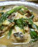 豆腐・さんまの蒲焼缶・ニラの卵とじ