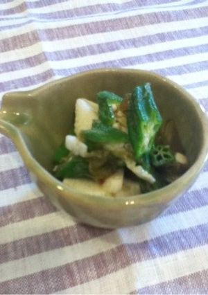 和食小鉢♪オクラと長芋の梅肉とろろ和え-レシピのメイン写真