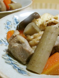 鶏もも肉とごぼう・人参・干し椎茸の煮物-レシピのメイン写真