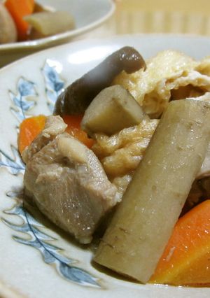 鶏もも肉とごぼう・人参・干し椎茸の煮物-レシピのメイン写真