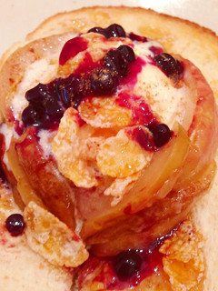 焼きリンゴのブルーベリーハニートースト-レシピのメイン写真