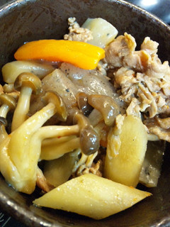 しめじ牛肉こんにゃくごぼうの煮物-レシピのメイン写真