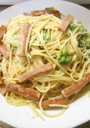 スパムでカルボナーラ風スパゲティ-レシピのメイン写真