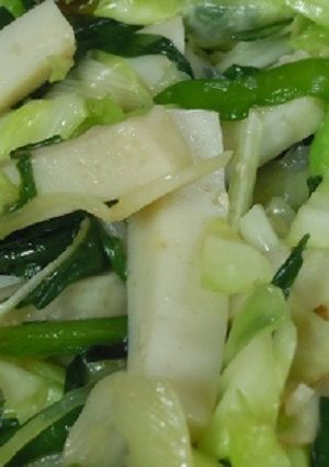 かまぼことキャベツの塩麹炒め-レシピのメイン写真
