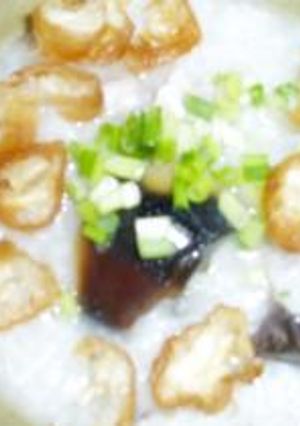 香港風飲茶点心のお粥(皮蛋痩肉粥）-レシピのメイン写真