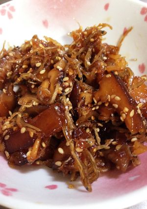 ご飯にピッタリ☆生姜と椎茸の佃煮-レシピのメイン写真