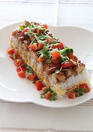 照り焼きチキンのカラフル押し寿司-レシピのメイン写真