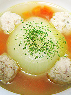 まるごと玉ねぎスープ with 肉団子-レシピのメイン写真