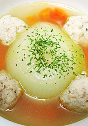 まるごと玉ねぎスープ with 肉団子-レシピのメイン写真