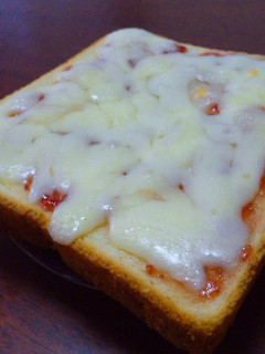 イチゴチーズトースト-レシピのメイン写真