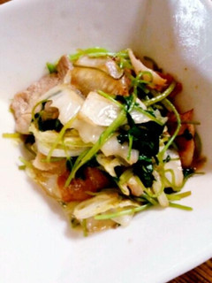 *みつばと白菜と豚肉のバタぽん炒め*-レシピのメイン写真