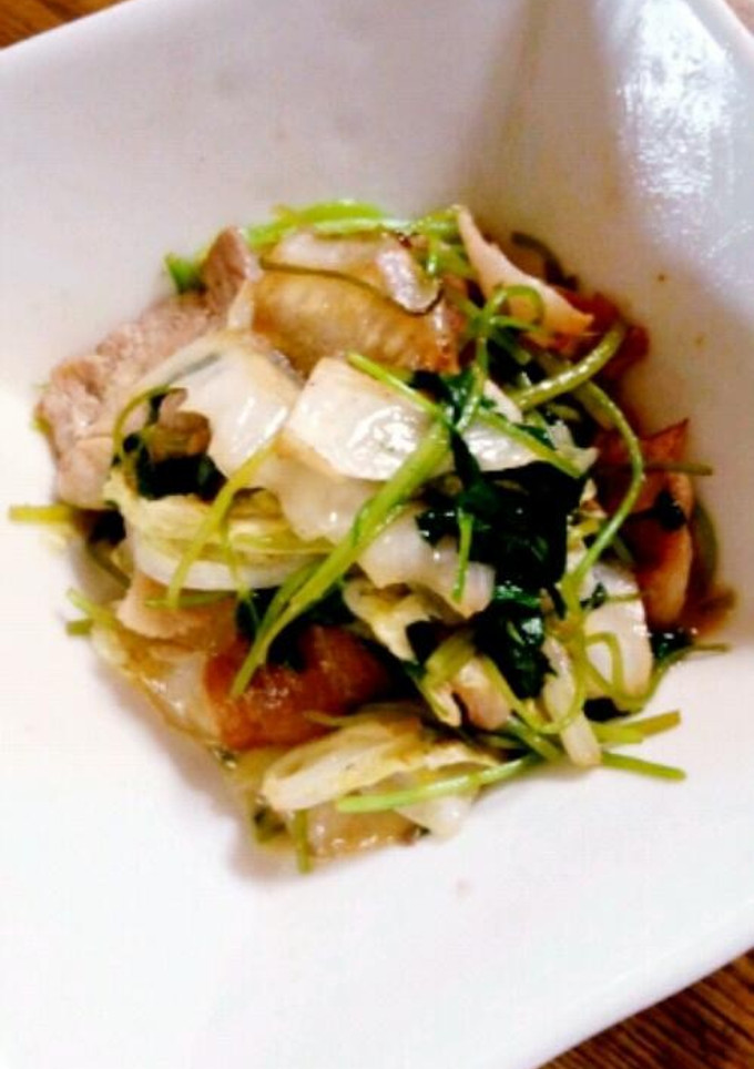 ＊みつばと白菜と豚肉のバタぽん炒め＊-レシピのメイン写真