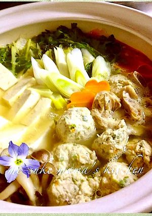 土鍋で博多名物☆かしわ水炊き＋つくねஐஃ-レシピのメイン写真
