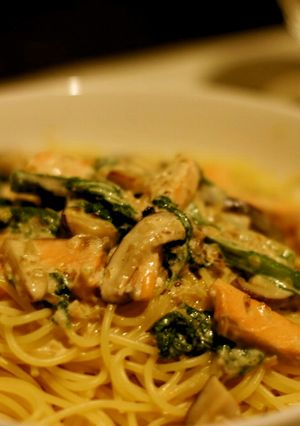 サーモンと水菜のクリームソースパスタ-レシピのメイン写真