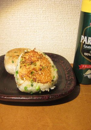 パルメザンチーズで栄養満点おにぎり☆-レシピのメイン写真