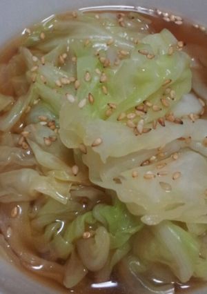 簡単なキャベツのおいしいスープ-レシピのメイン写真