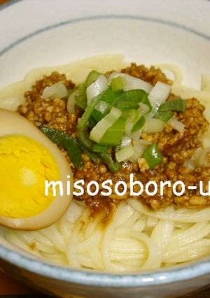 味噌おでんのｼﾒはこれ☆そぼろうどん-レシピのメイン写真