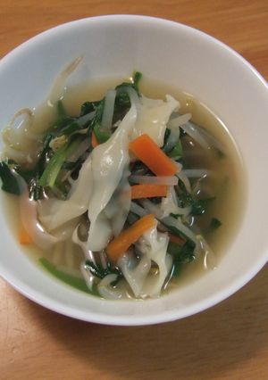 あまった餃子の皮でスープ-レシピのメイン写真