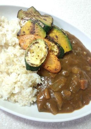 皆が大絶賛する牛すじトマトカレー-レシピのメイン写真