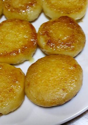 じゃがいも餅(⌒‐⌒)チーズin-レシピのメイン写真