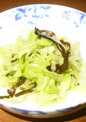 味付け不要☆蒸しキャベツの塩こんぶ和え-レシピのメイン写真