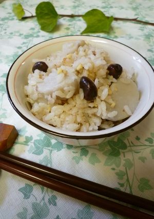 高野入り里芋とそら豆の炊き込みご飯-レシピのメイン写真