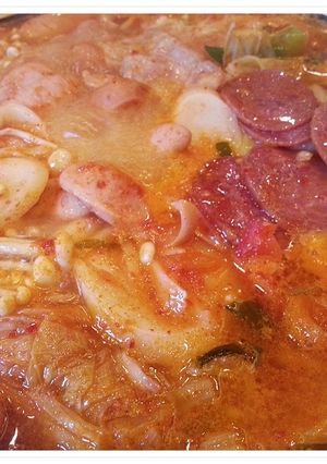 心のシンデレラの韓国家庭料理『ブデチゲ』-レシピのメイン写真