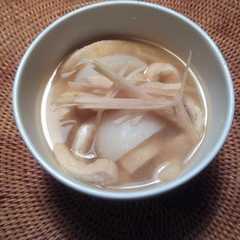 รูปของ 超～簡単！油揚げのお味噌汁