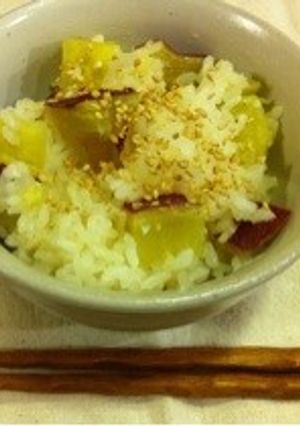 塩麹でホクホクさつまいもご飯-レシピのメイン写真