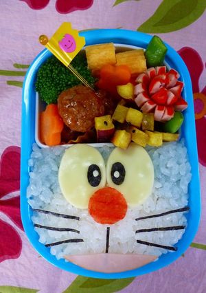 キャラ弁ー簡単！お弁当箱型のドラえもん-レシピのメイン写真