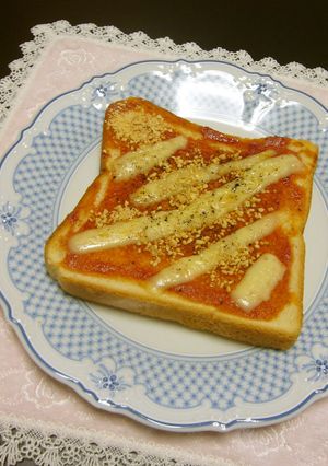 パスタソースで♪　トマトナッツトースト-レシピのメイン写真