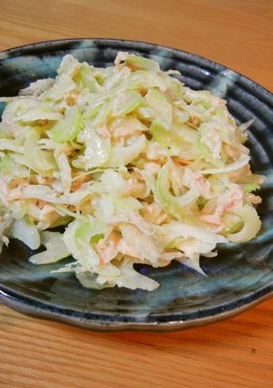 セロリとツナの簡単サラダ♬-レシピのメイン写真