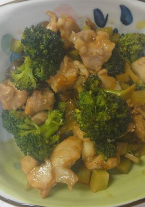 ✿ブロッコリーと鶏肉の炒め物♪レンジ✿-レシピのメイン写真