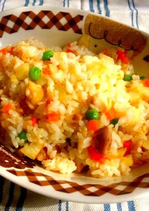 食欲そそるチキンピラフ-レシピのメイン写真