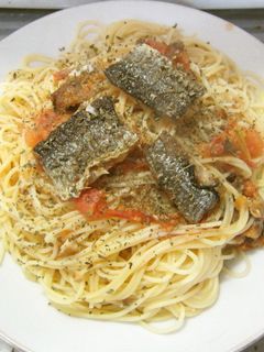 サンマのトマトスパゲティ-レシピのメイン写真