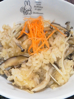 きのこたっぷりの炊込みご飯♬-レシピのメイン写真
