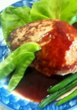 驚きの肉汁！俺流のジューシーハンバーグ-レシピのメイン写真