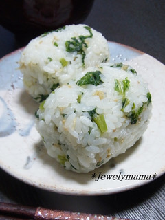 *わさび風味♪蕪の葉入りじゃこのおにぎり-レシピのメイン写真