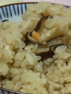 干し海老と干し椎茸の炊き込みごはん-レシピのメイン写真