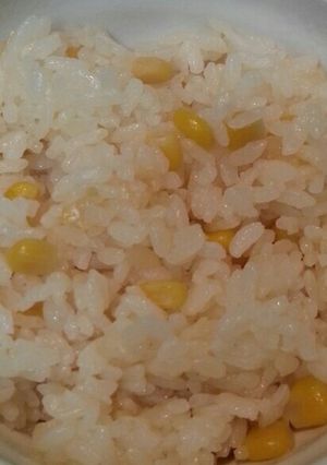 簡単♪コーンバターの炊き込みご飯-レシピのメイン写真