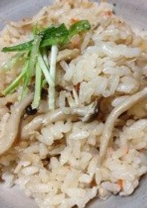 ツナとキノコの炊き込みご飯♡-レシピのメイン写真
