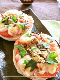 トマトとしらすと塩昆布の大葉風味トースト-レシピのメイン写真