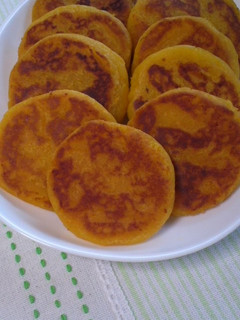 残念な焼き芋消費に…さつまいも餅♪-レシピのメイン写真