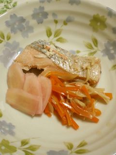 鮭と野菜の甘酢漬け❀岩下の新生姜添え-レシピのメイン写真