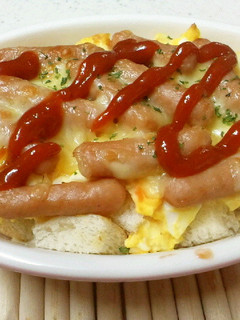 ゆで卵マヨとウィンナーのチーズ焼き-レシピのメイン写真