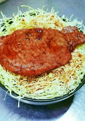 ジューシー豚ロースステーキ弁当&ランチ-レシピのメイン写真