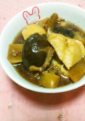 ホクホクしみうまの芋煮汁をどうぞ!w-レシピのメイン写真