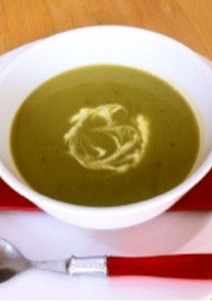簡単でヘルシー♪グリーンピーススープ-レシピのメイン写真