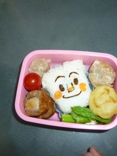 食パンマンのおにぎり弁当-レシピのメイン写真